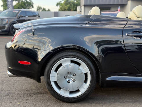 2002 Lexus SC 430