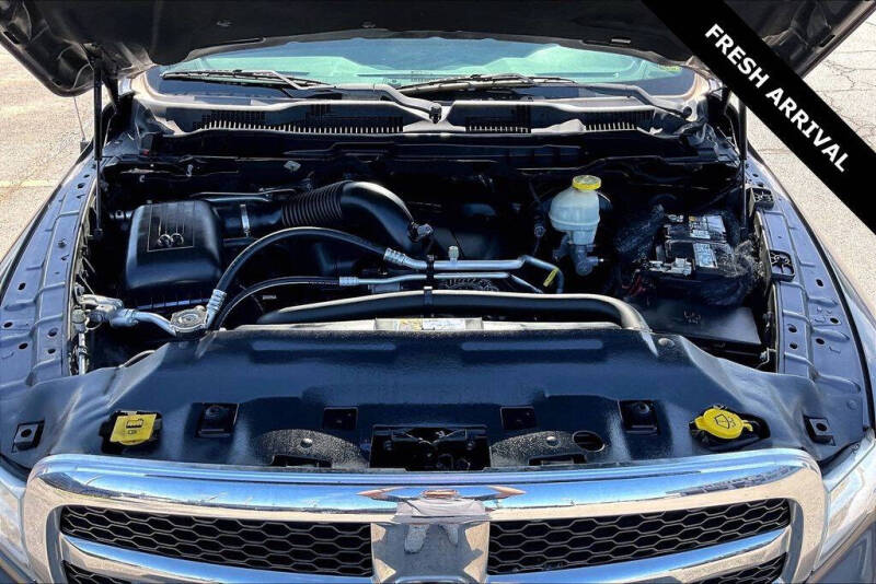 2017 RAM 1500 SLT