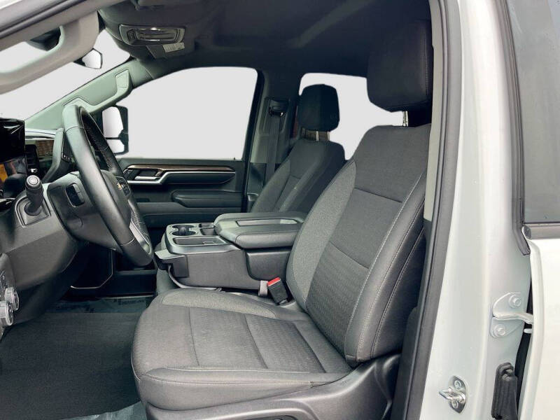 2025 Chevrolet Silverado 2500HD