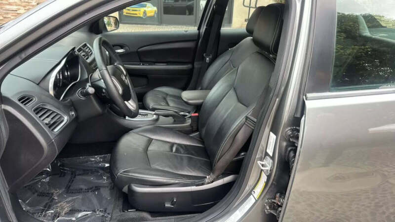 2013 Dodge Avenger SXT