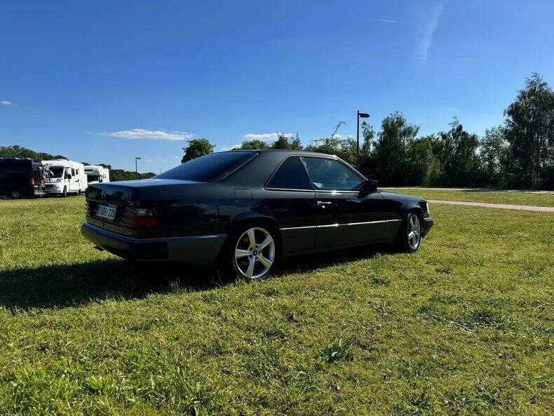 1992 Mercedes-Benz 320CE