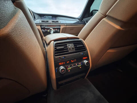 2011 BMW 7 Series 740i