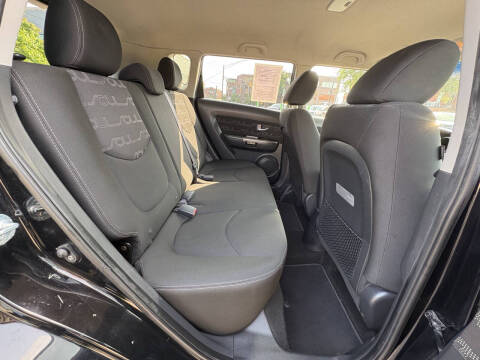 2013 Kia Soul +