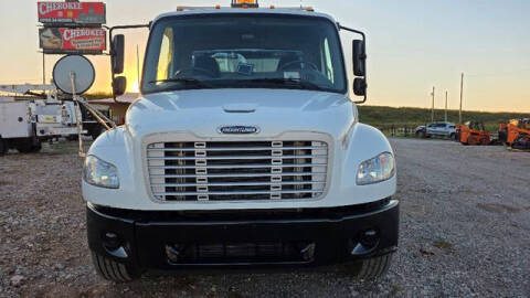 2011 Freightliner M2 106