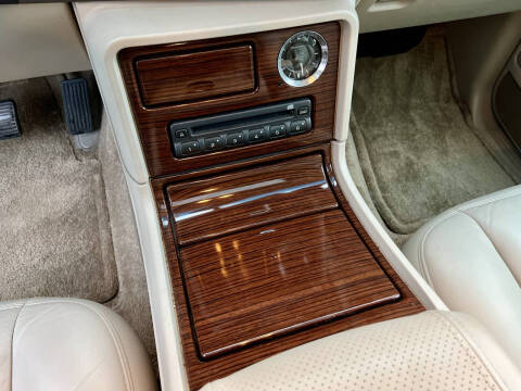 2003 Cadillac Escalade