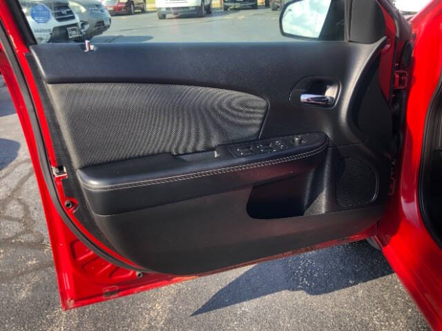 2012 Dodge Avenger SE