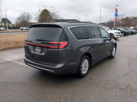 2022 Chrysler Pacifica Touring L