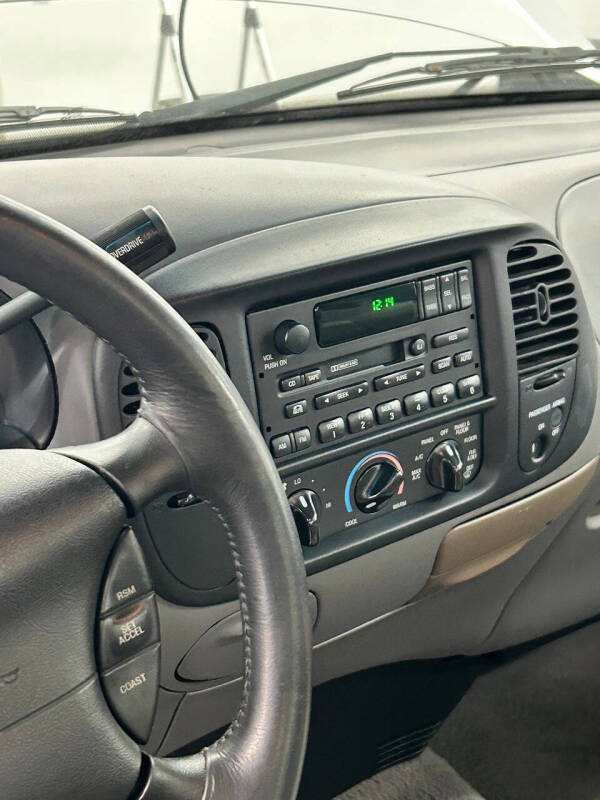 2000 Ford F-150 SVT Lightning