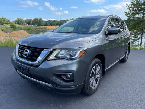 2017 Nissan Pathfinder for sale at BILL HANCOCK MOTORS LLC in Albertville AL