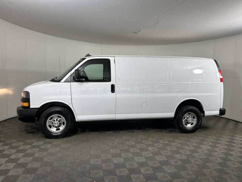2021 Chevrolet Express 2500