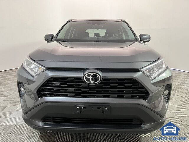 Used 2020 Toyota RAV4 XLE with VIN 2T3W1RFV8LC057577 for sale in Peoria, AZ