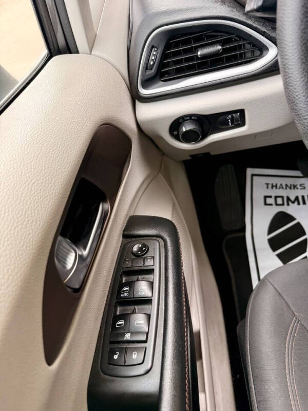 2019 Chrysler Pacifica L