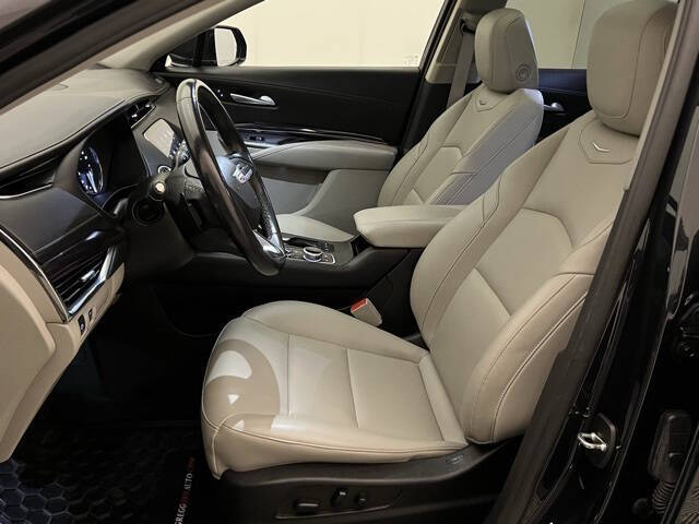 2023 Cadillac XT4 Luxury