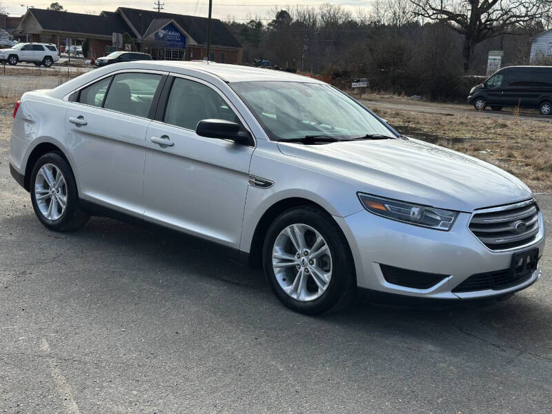 2017 Ford Taurus for sale at ECONO AUTO INC in Spotsylvania VA