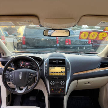 2016 Lincoln MKC Select