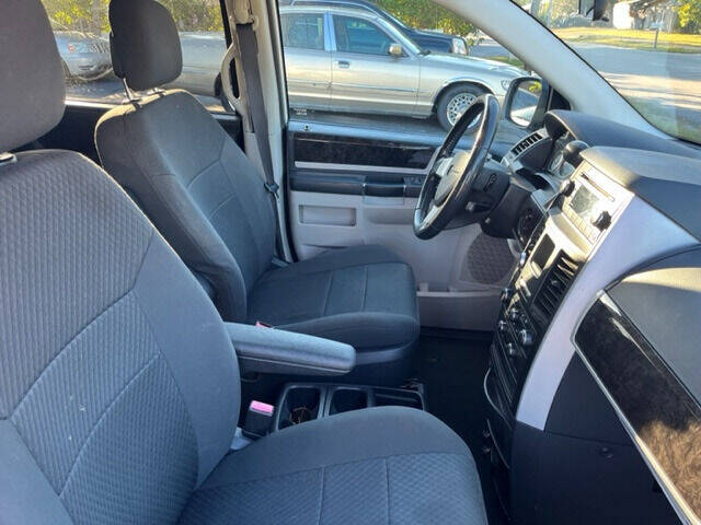 2010 Dodge Grand Caravan  - $5,950