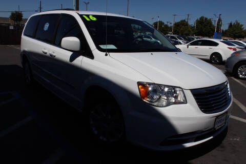 2016 Chrysler Town and Country for sale at Choice Auto & Truck in Sacramento CA