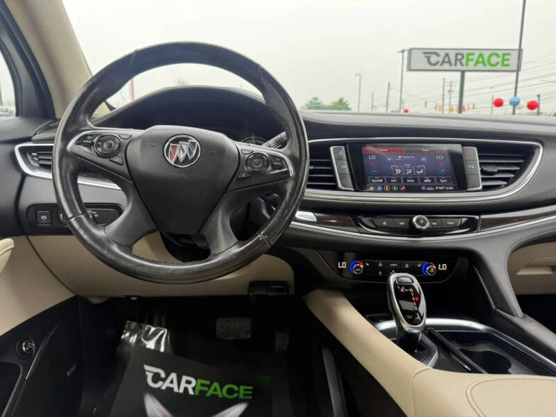 2021 Buick Enclave Essence
