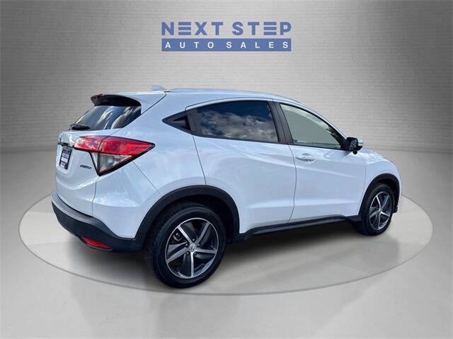 2021 Honda HR-V EX