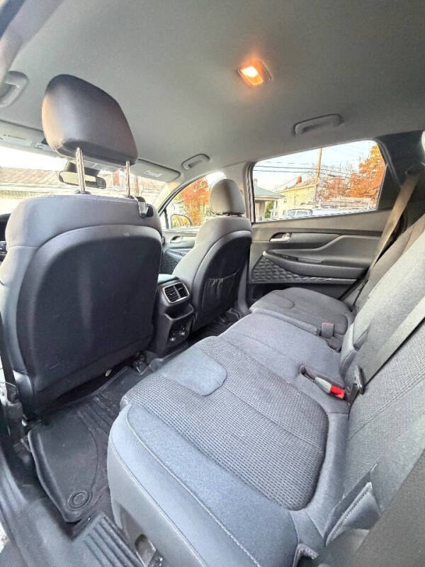 2019 Hyundai Santa Fe SE 2.4L