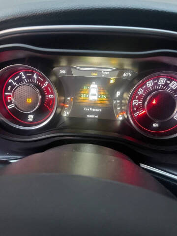 2016 Dodge Challenger SXT Plus