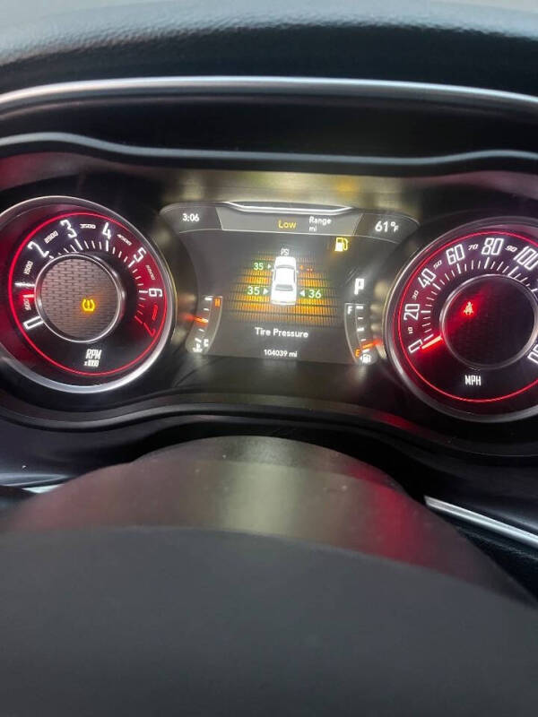 2016 Dodge Challenger SXT Plus