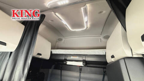 2024 Freightliner Cascadia