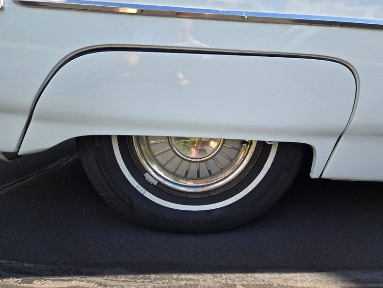 1962 Ford Thunderbird