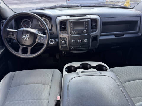 2017 RAM 1500 Express