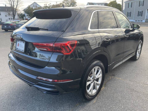 2022 Audi Q3 quattro S line Premium 45 TFSI