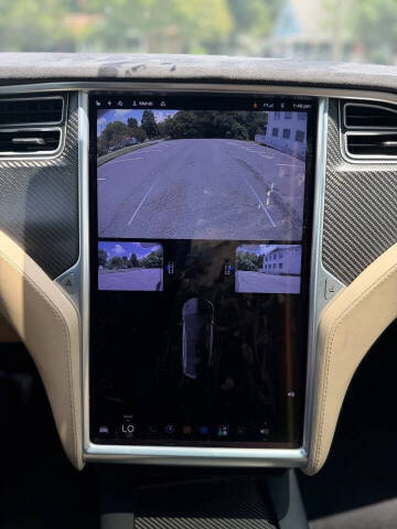 2017 Tesla Model X 75D