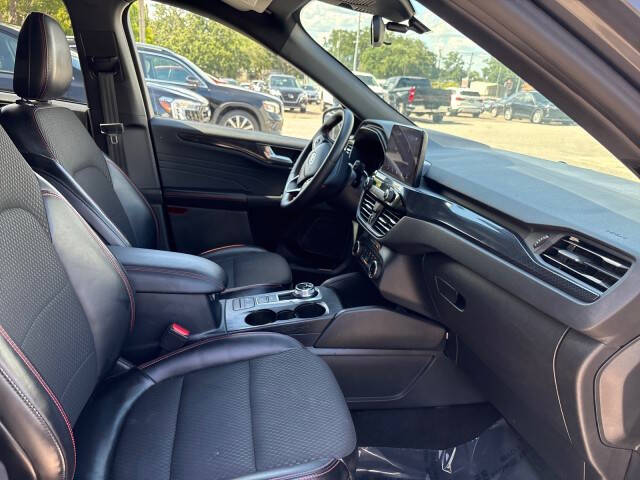 2023 Ford Escape ST-Line