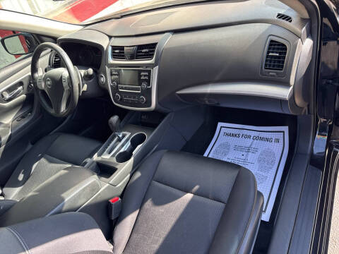 2017 Nissan Altima 2.5 SR