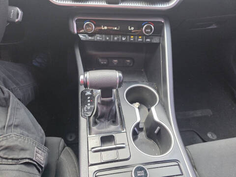2022 Kia K5 LX
