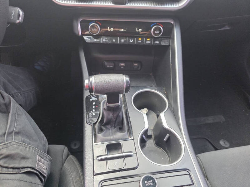 2022 Kia K5 LX