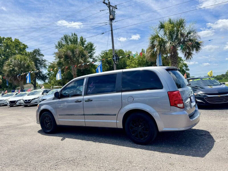 2015 Dodge Grand Caravan SE