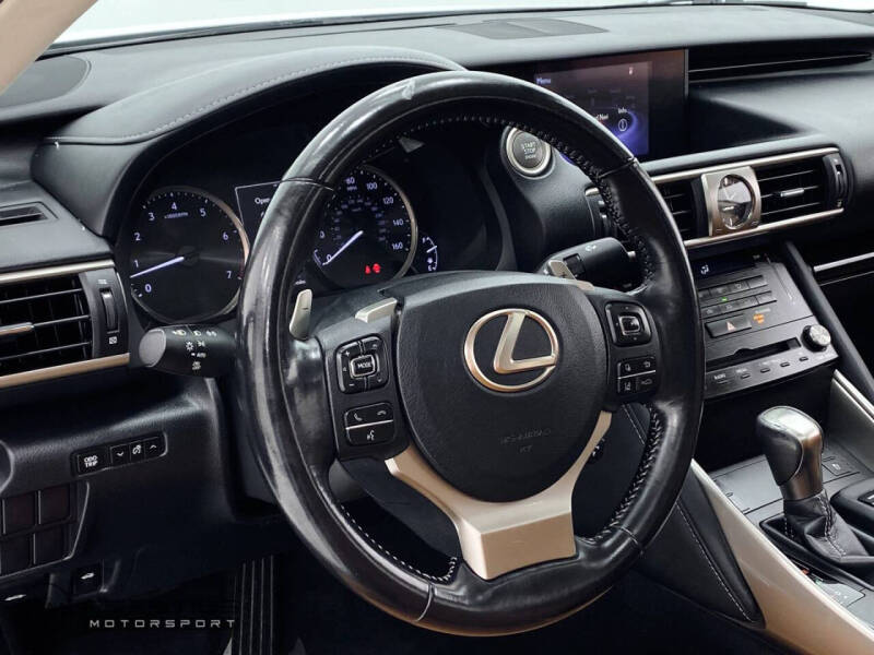 2017 Lexus IS 300