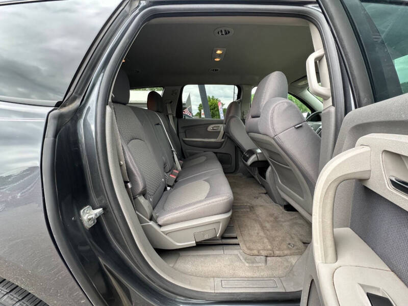 2012 Chevrolet Traverse LS