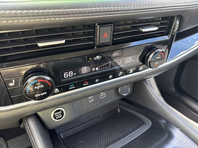 2022 Nissan Rogue SL