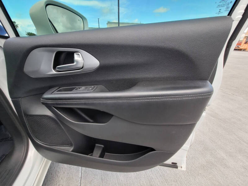 2019 Chrysler Pacifica Touring Plus