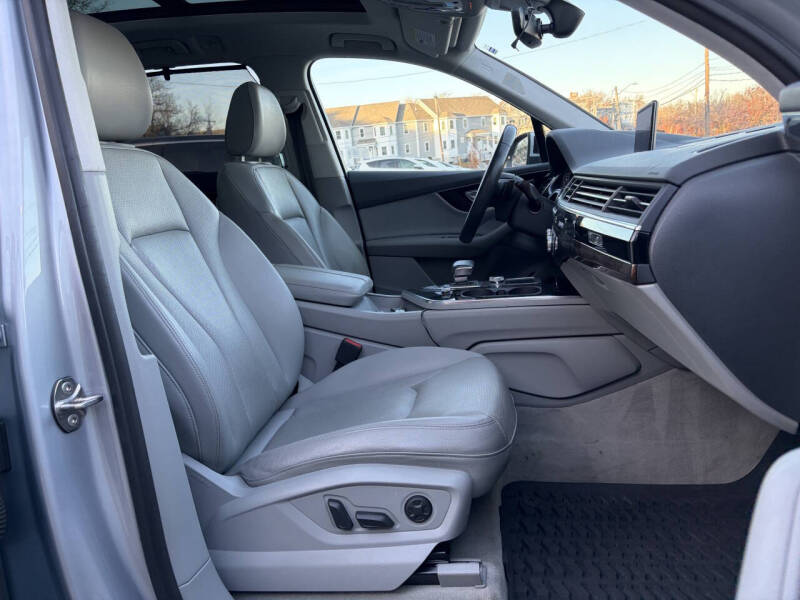 2019 Audi Q7 quattro Premium Plus 55 TFSI