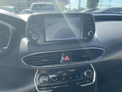 2019 Hyundai Santa Fe SE 2.4L