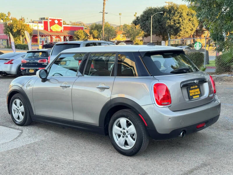 2017 MINI Hardtop 4 Door Cooper