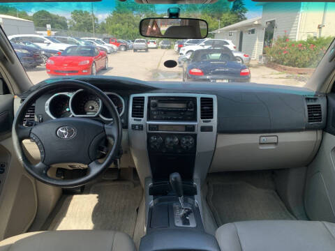 2004 Toyota 4Runner SR5