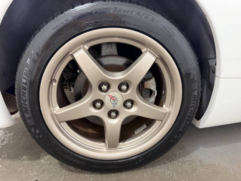 2004 Chevrolet Corvette