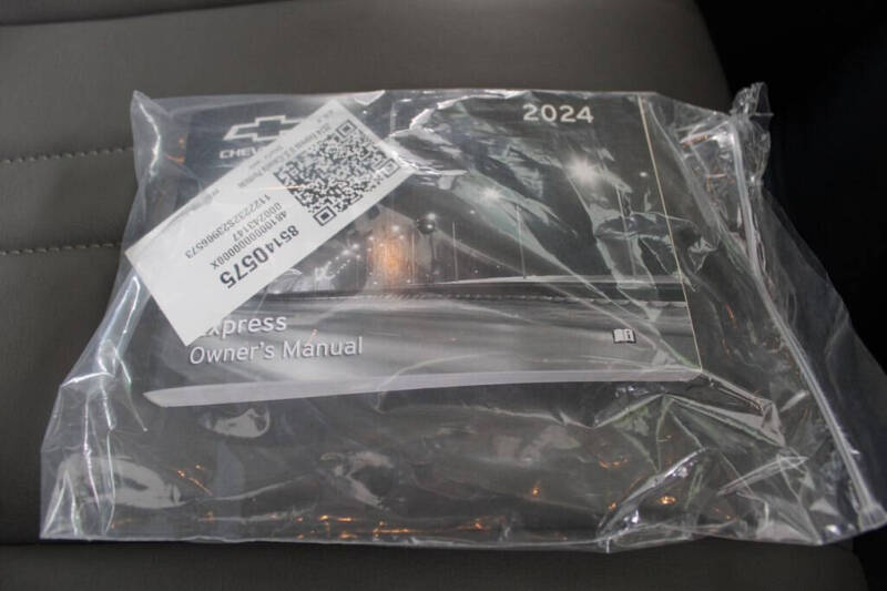 2024 Chevrolet Express 2500