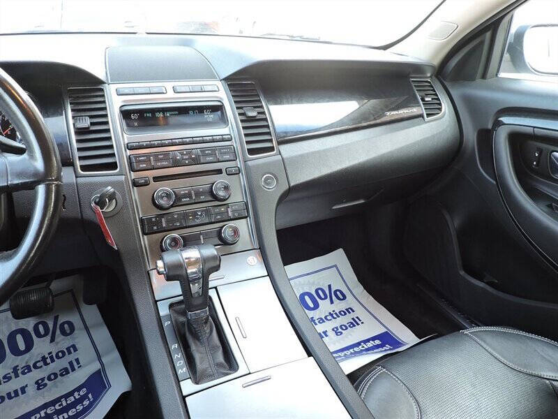 2011 Ford Taurus Limited