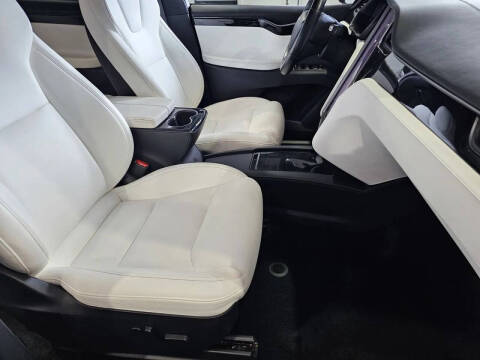 2020 Tesla Model X Long Range Plus