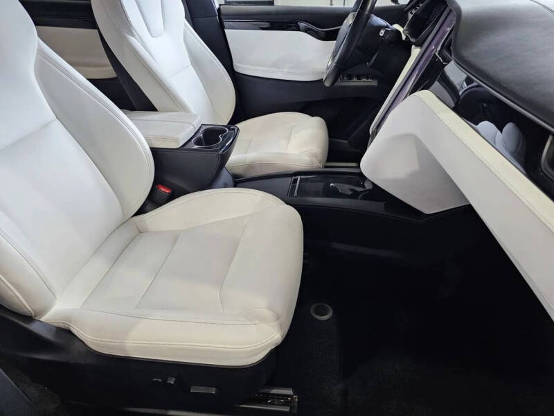 2020 Tesla Model X Long Range Plus