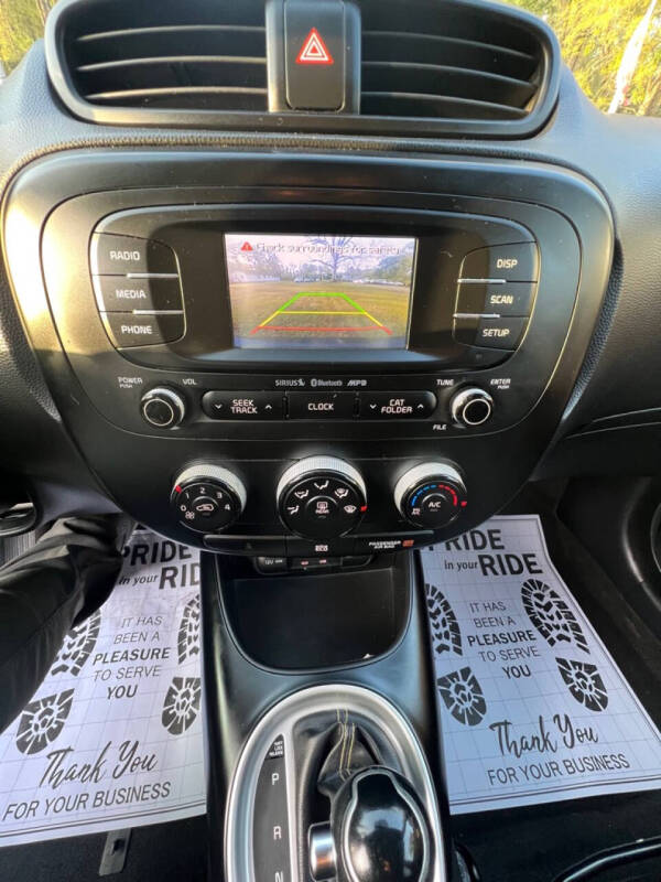 2016 Kia Soul +